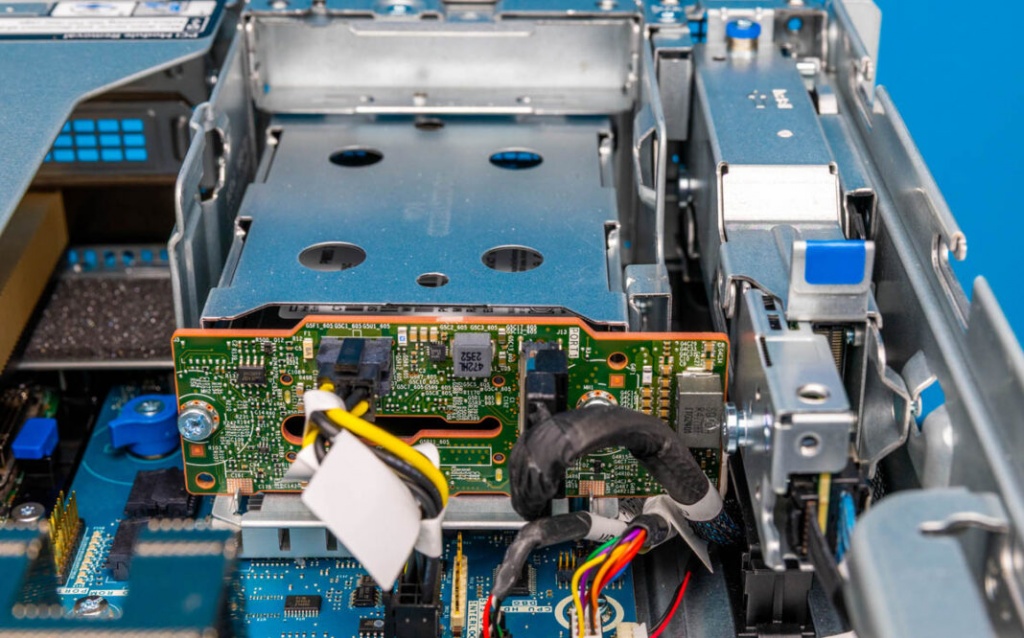 HPE-ProLiant-DL145-Gen11-Internal-Storage-Area-1-1068x666.jpg HPE-ProLiant-DL145-Gen11-Internal-Storage-Area-1-1068x666.jpg