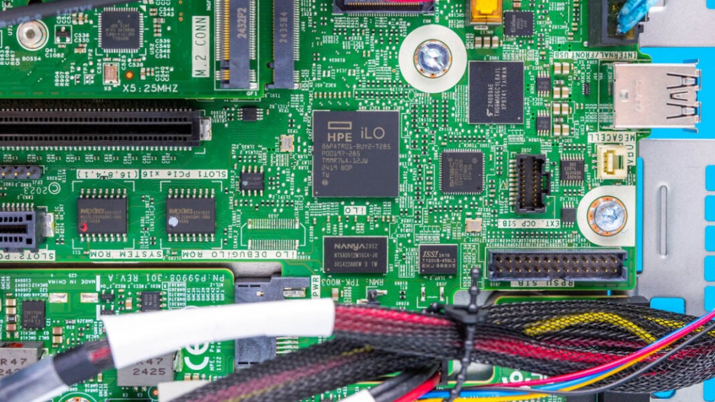 HPE-ProLiant-MicroServer-Gen11-iLO-1.jpg HPE-ProLiant-MicroServer-Gen11-iLO-1.jpg