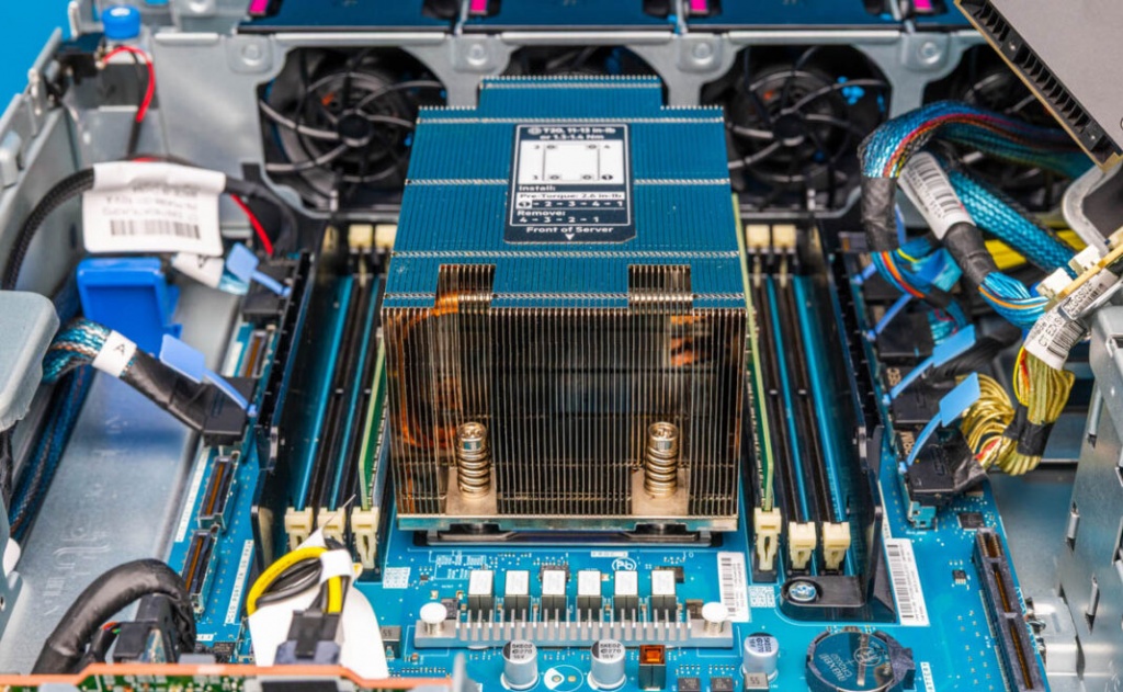 HPE-ProLiant-DL145-Gen11-AMD-EPYC-8000-and-Memory-4-1068x659.jpg HPE-ProLiant-DL145-Gen11-AMD-EPYC-8000-and-Memory-4-1068x659.jpg