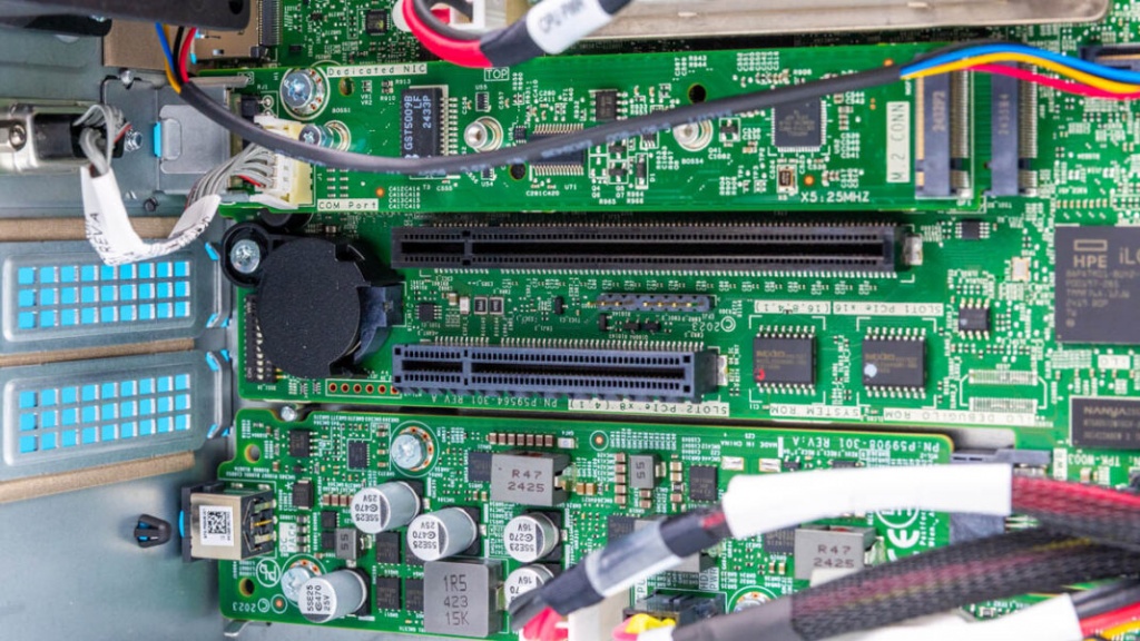 HPE-ProLiant-MicroServer-Gen11-PCIe-2.jpg HPE-ProLiant-MicroServer-Gen11-PCIe-2.jpg