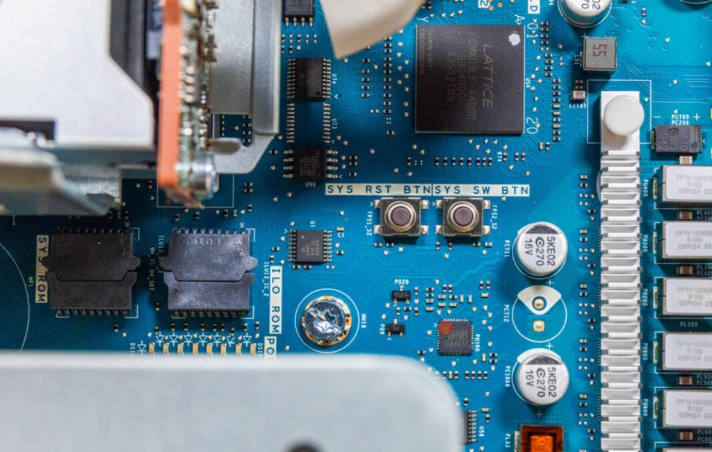 HPE-ProLiant-DL145-Gen11-Internal-Power-and-Reset-Buttons-1068x679.jpg HPE-ProLiant-DL145-Gen11-Internal-Power-and-Reset-Buttons-1068x679.jpg